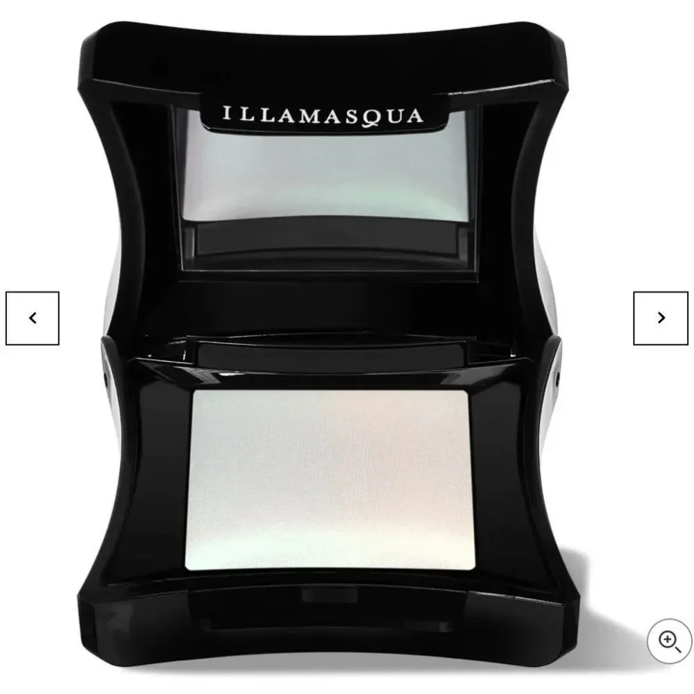 NIB Illamasqua Beyond Powder Highlighter in Daze